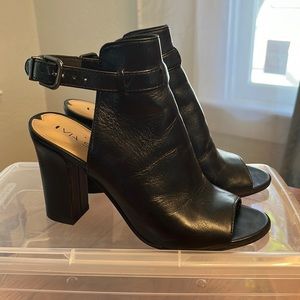 Black Via Spiga open toe bootie heels, size 7